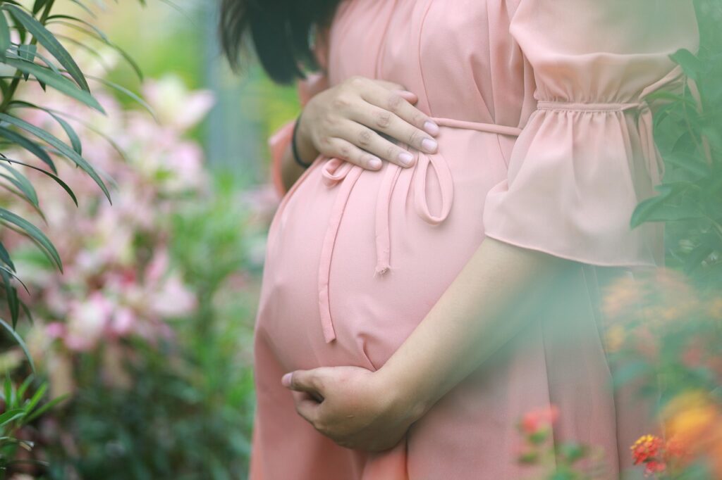 女性の転職に対する親の意見はどう影響する？