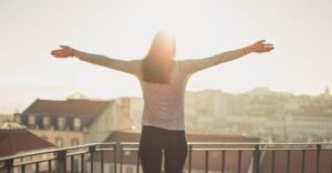 転職を考える女性必見！体験談から学ぶ成功の秘訣とは？