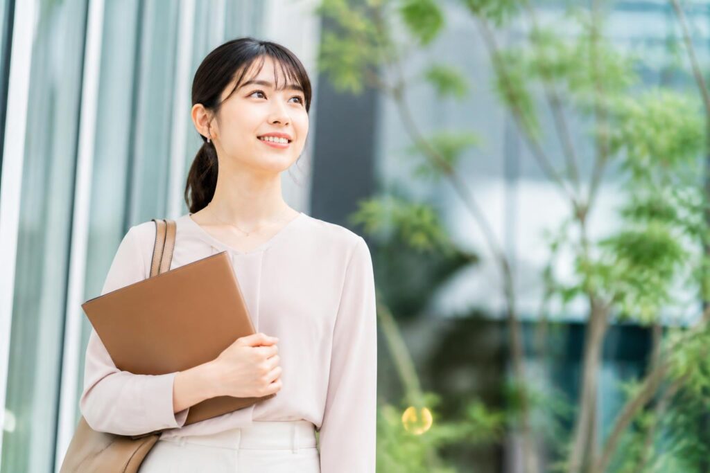転職面接で結婚予定は伝えるべき？